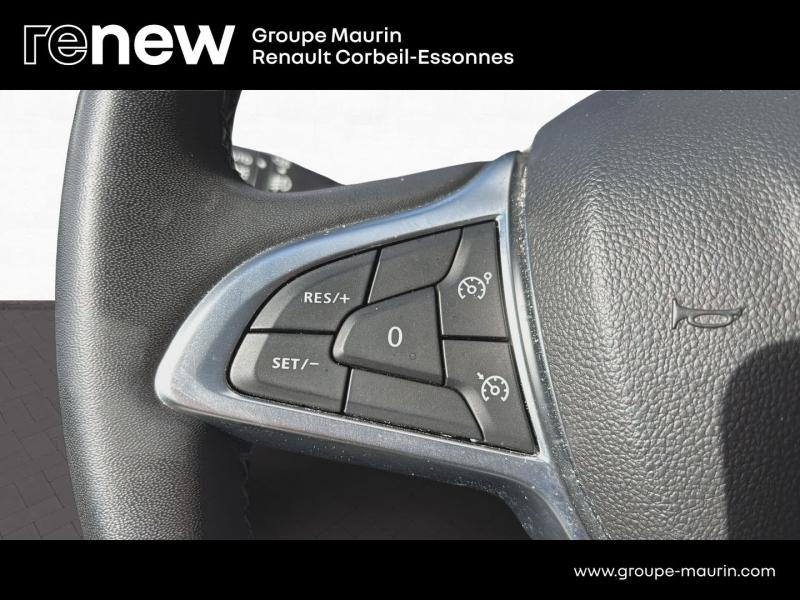 DACIA Duster d’occasion à vendre à CORBEIL-ESSONNES chez GRAND GARAGE FERAY SAE (Photo 17)