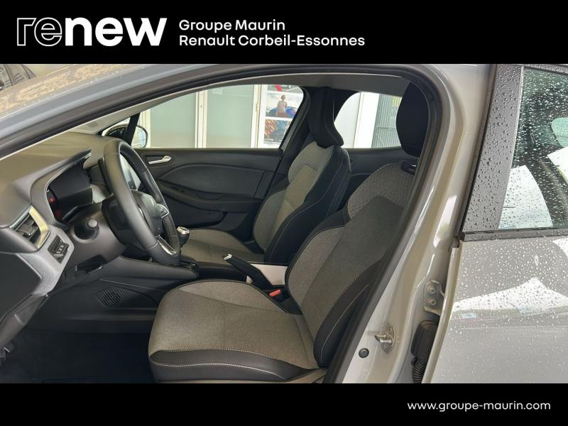 RENAULT Clio d’occasion à vendre à CORBEIL-ESSONNES chez GRAND GARAGE FERAY SAE (Photo 12)