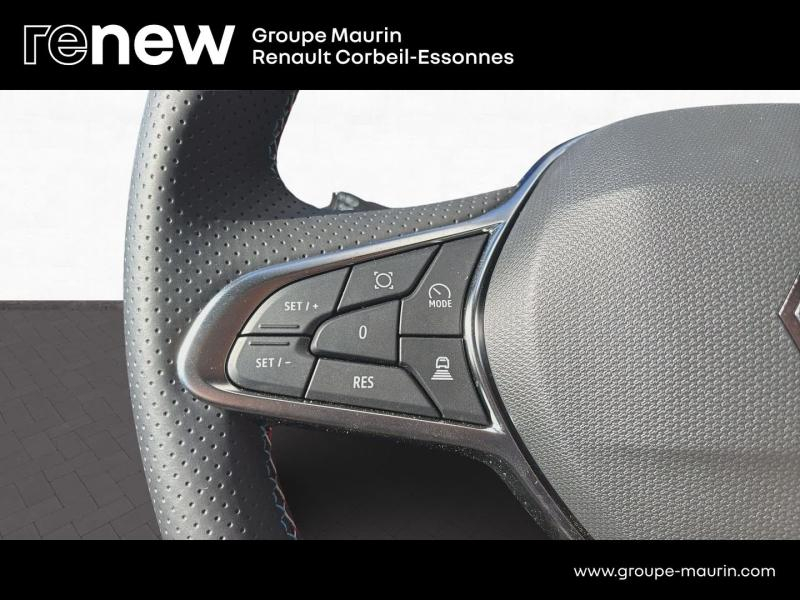 RENAULT  d’occasion à vendre à CORBEIL-ESSONNES chez GRAND GARAGE FERAY SAE (Photo 18)