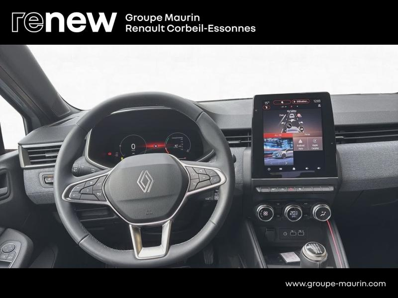 RENAULT Clio d’occasion à vendre à CORBEIL-ESSONNES chez GRAND GARAGE FERAY SAE (Photo 14)