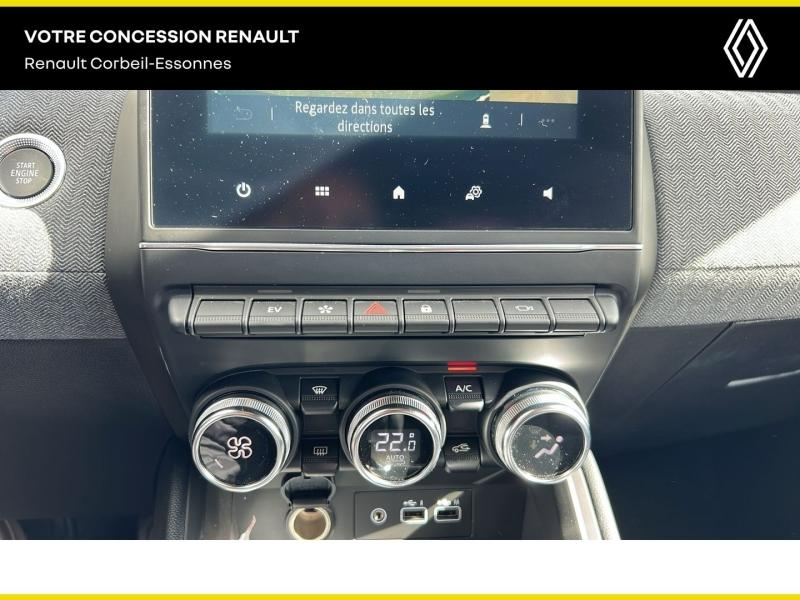 RENAULT Clio d’occasion à vendre à CORBEIL-ESSONNES chez GRAND GARAGE FERAY SAE (Photo 18)