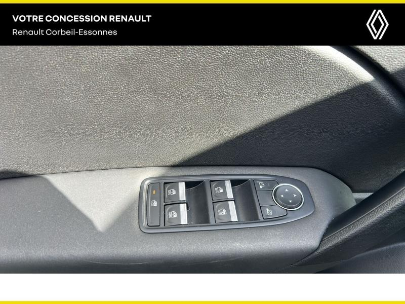 RENAULT  d’occasion à vendre à CORBEIL-ESSONNES chez GRAND GARAGE FERAY SAE (Photo 12)