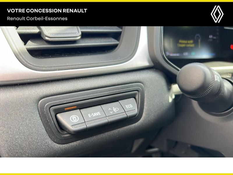 RENAULT  d’occasion à vendre à CORBEIL-ESSONNES chez GRAND GARAGE FERAY SAE (Photo 13)