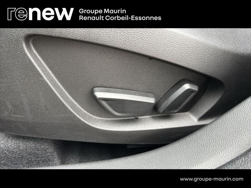 agency.seo.links.detann.title RENAULT Captur d’occasion à vendre à CORBEIL-ESSONNES chez GRAND GARAGE FERAY SAE (Photo 18)