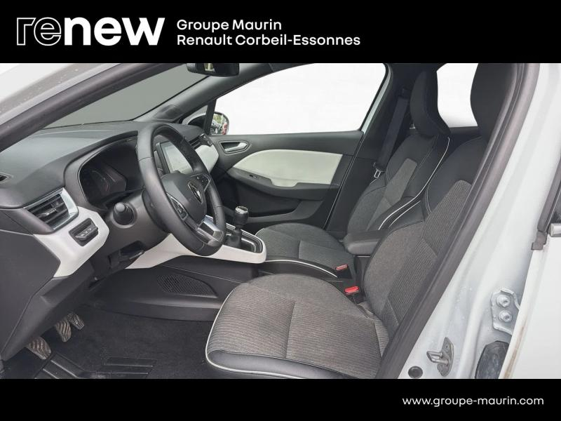 agency.seo.links.detann.title RENAULT Clio d’occasion à vendre à CORBEIL-ESSONNES chez GRAND GARAGE FERAY SAE (Photo 11)