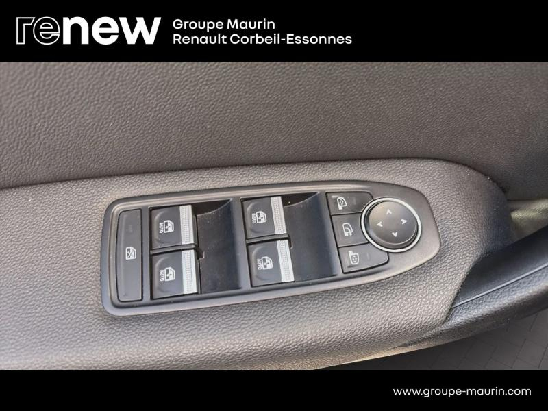 agency.seo.links.detann.title RENAULT Captur d’occasion à vendre à CORBEIL-ESSONNES chez GRAND GARAGE FERAY SAE (Photo 15)
