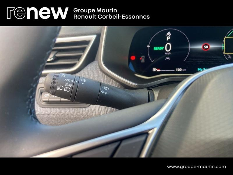 agency.seo.links.detann.title RENAULT Clio d’occasion à vendre à CORBEIL-ESSONNES chez GRAND GARAGE FERAY SAE (Photo 13)