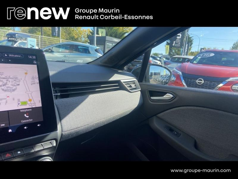 agency.seo.links.detann.title RENAULT Clio d’occasion à vendre à CORBEIL-ESSONNES chez GRAND GARAGE FERAY SAE (Photo 20)