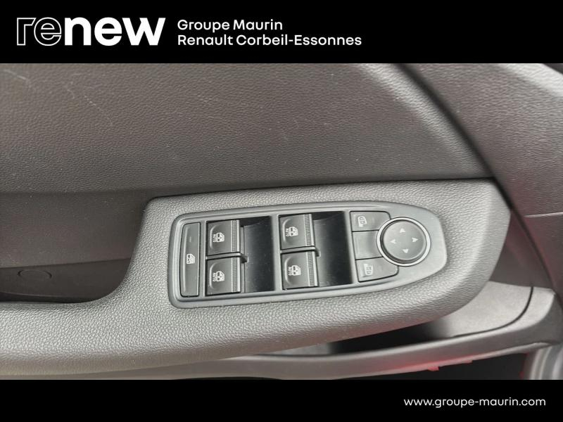 agency.seo.links.detann.title RENAULT Clio d’occasion à vendre à CORBEIL-ESSONNES chez GRAND GARAGE FERAY SAE (Photo 15)