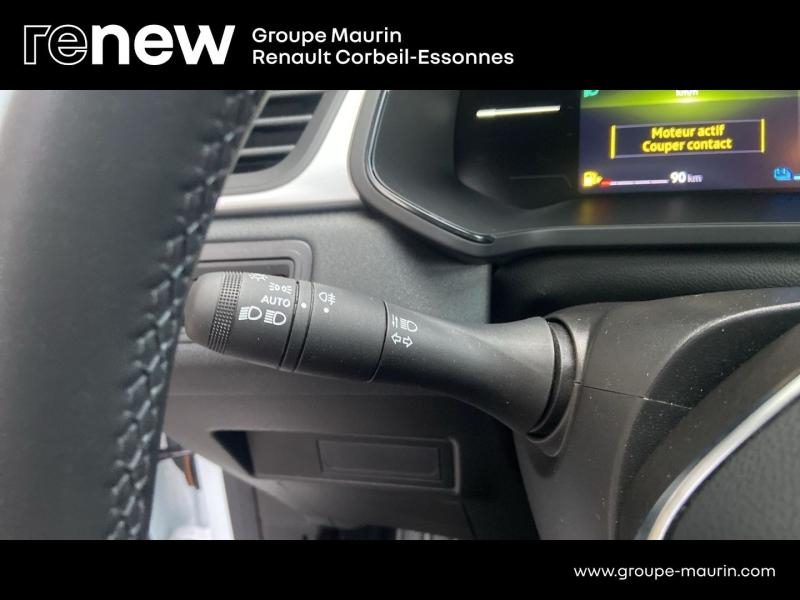 RENAULT Captur d’occasion à vendre à CORBEIL-ESSONNES chez GRAND GARAGE FERAY SAE (Photo 12)