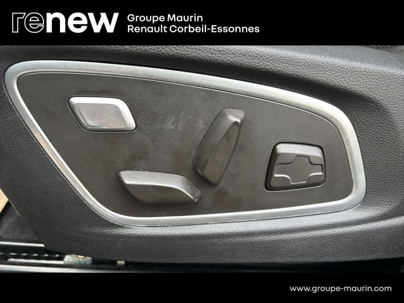 RENAULT  d’occasion à vendre à CORBEIL-ESSONNES chez GRAND GARAGE FERAY SAE (Photo 19)