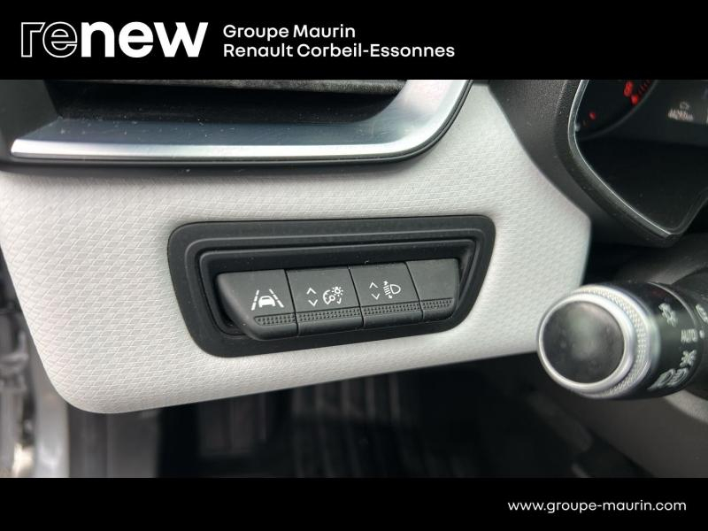 RENAULT Clio d’occasion à vendre à CORBEIL-ESSONNES chez GRAND GARAGE FERAY SAE (Photo 16)