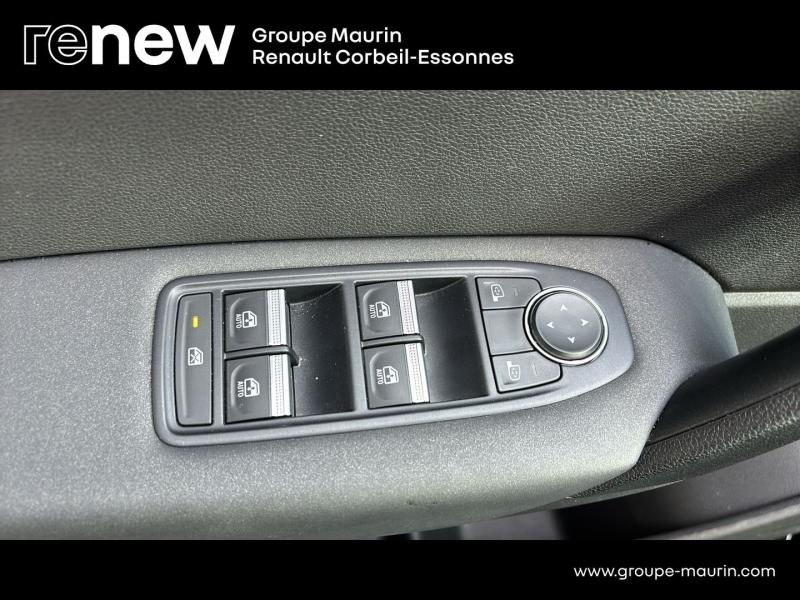 RENAULT Captur d’occasion à vendre à CORBEIL-ESSONNES chez GRAND GARAGE FERAY SAE (Photo 16)