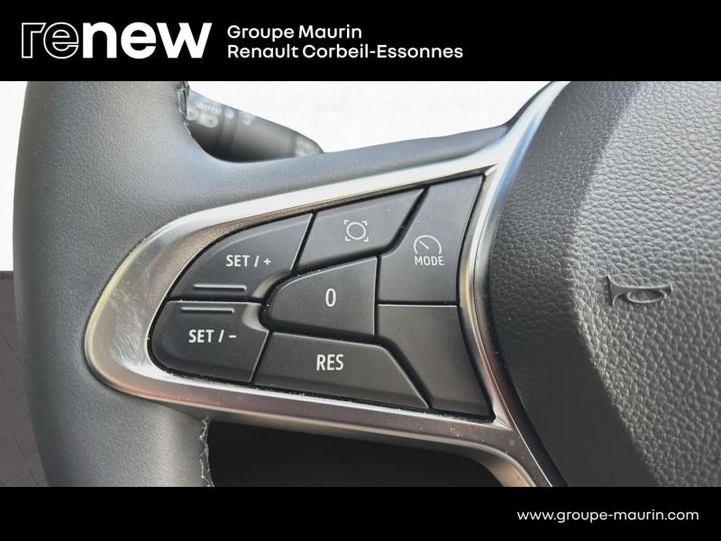 RENAULT Captur d’occasion à vendre à CORBEIL-ESSONNES chez GRAND GARAGE FERAY SAE (Photo 18)