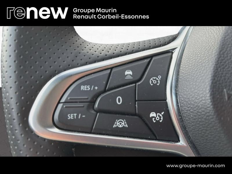 RENAULT Clio d’occasion à vendre à CORBEIL-ESSONNES chez GRAND GARAGE FERAY SAE (Photo 17)