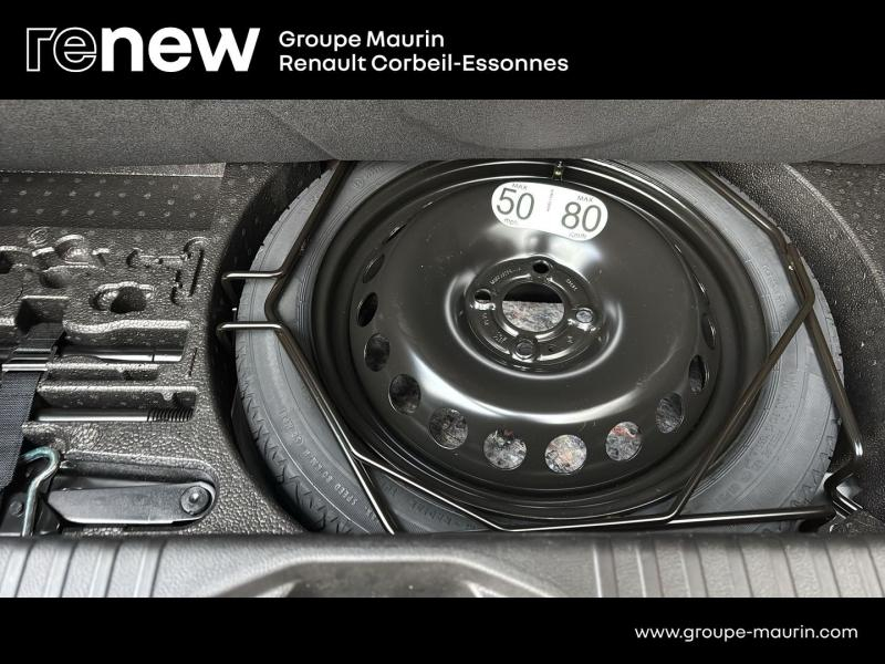 RENAULT Clio d’occasion à vendre à CORBEIL-ESSONNES chez GRAND GARAGE FERAY SAE (Photo 16)