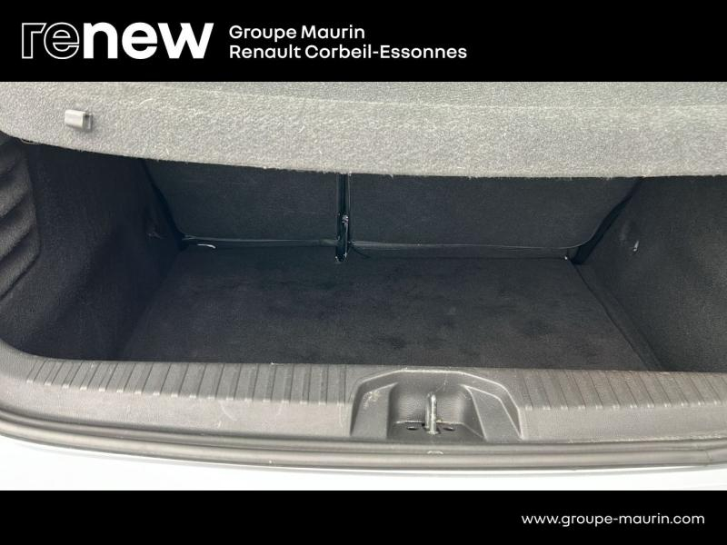 RENAULT Clio d’occasion à vendre à CORBEIL-ESSONNES chez GRAND GARAGE FERAY SAE (Photo 10)