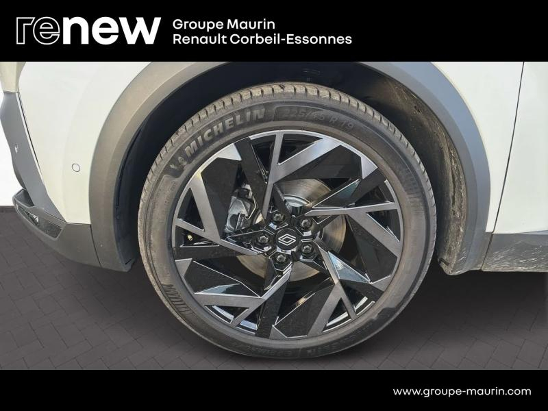 RENAULT  d’occasion à vendre à CORBEIL-ESSONNES chez GRAND GARAGE FERAY SAE (Photo 9)