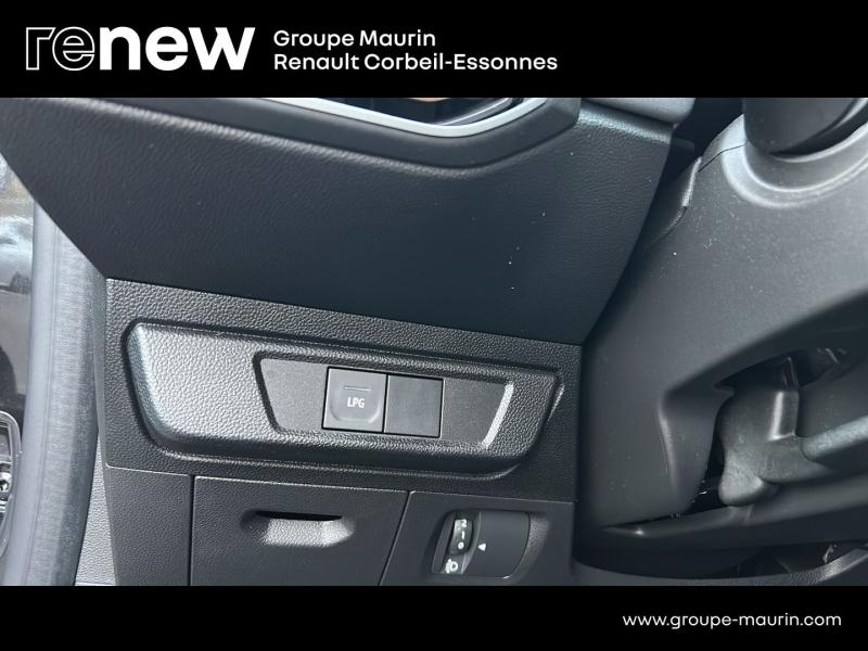 DACIA Jogger d’occasion à vendre à CORBEIL-ESSONNES chez GRAND GARAGE FERAY SAE (Photo 15)