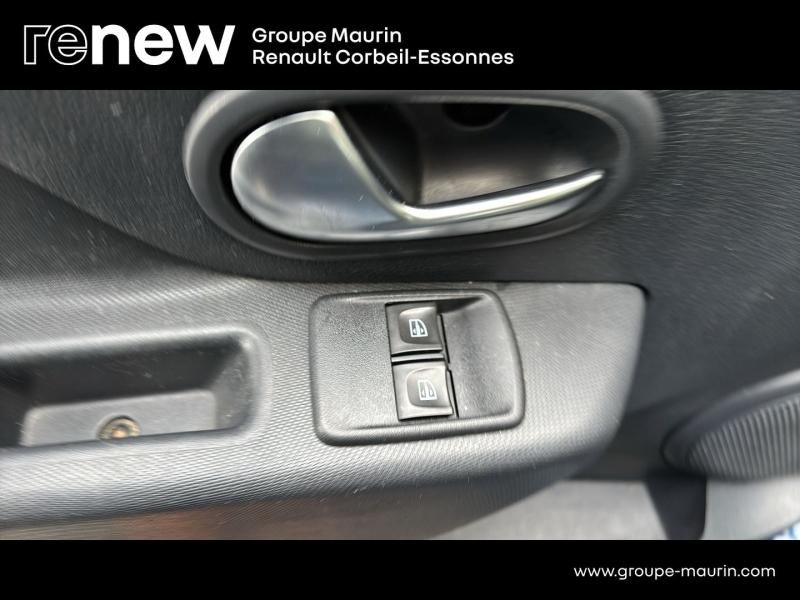 DACIA Sandero d’occasion à vendre à CORBEIL-ESSONNES chez GRAND GARAGE FERAY SAE (Photo 18)