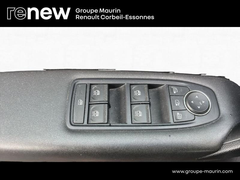 RENAULT Captur d’occasion à vendre à CORBEIL-ESSONNES chez GRAND GARAGE FERAY SAE (Photo 18)