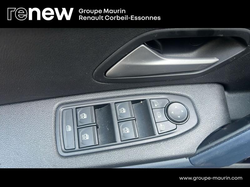 DACIA Duster d’occasion à vendre à CORBEIL-ESSONNES chez GRAND GARAGE FERAY SAE (Photo 17)
