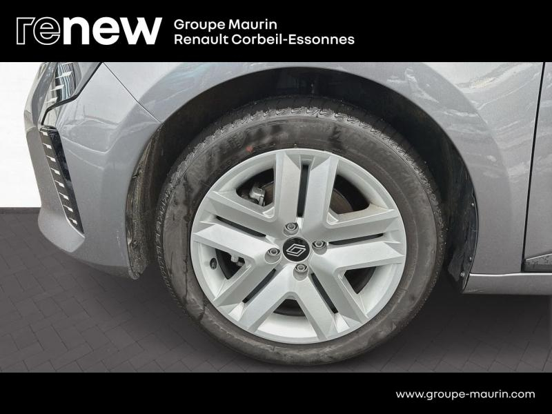 RENAULT Clio d’occasion à vendre à CORBEIL-ESSONNES chez GRAND GARAGE FERAY SAE (Photo 9)