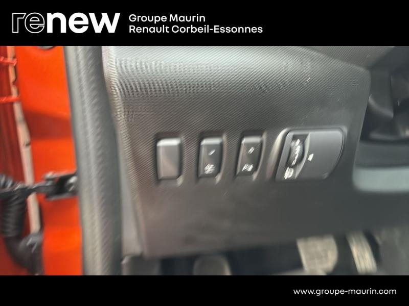 RENAULT Twingo d’occasion à vendre à CORBEIL-ESSONNES chez GRAND GARAGE FERAY SAE (Photo 20)