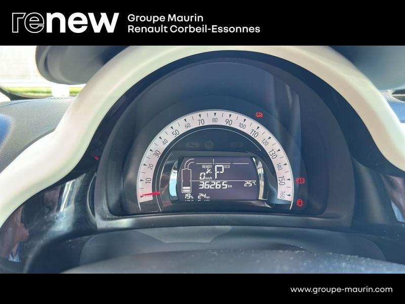 RENAULT Twingo d’occasion à vendre à CORBEIL-ESSONNES chez GRAND GARAGE FERAY SAE (Photo 16)