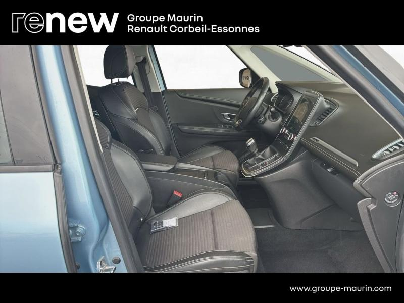 RENAULT Scenic d’occasion à vendre à CORBEIL-ESSONNES chez GRAND GARAGE FERAY SAE (Photo 17)
