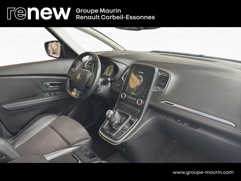 RENAULT Scenic d’occasion à vendre à CORBEIL-ESSONNES chez GRAND GARAGE FERAY SAE (Photo 18)