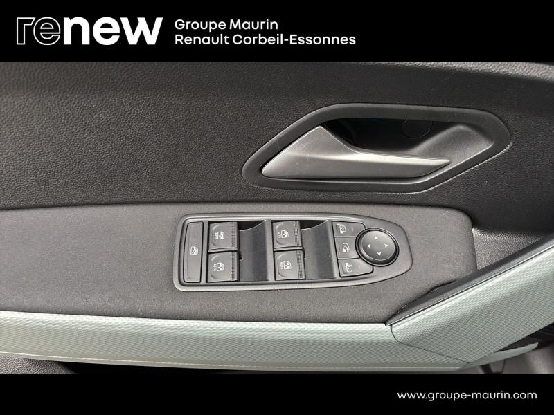 DACIA Duster d’occasion à vendre à CORBEIL-ESSONNES chez GRAND GARAGE FERAY SAE (Photo 19)