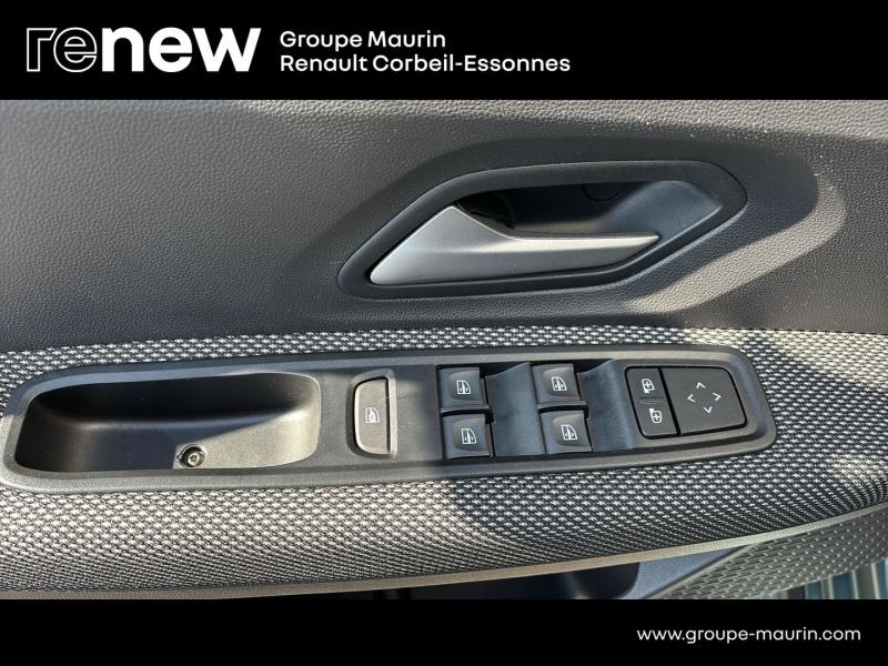 DACIA Sandero d’occasion à vendre à CORBEIL-ESSONNES chez GRAND GARAGE FERAY SAE (Photo 19)