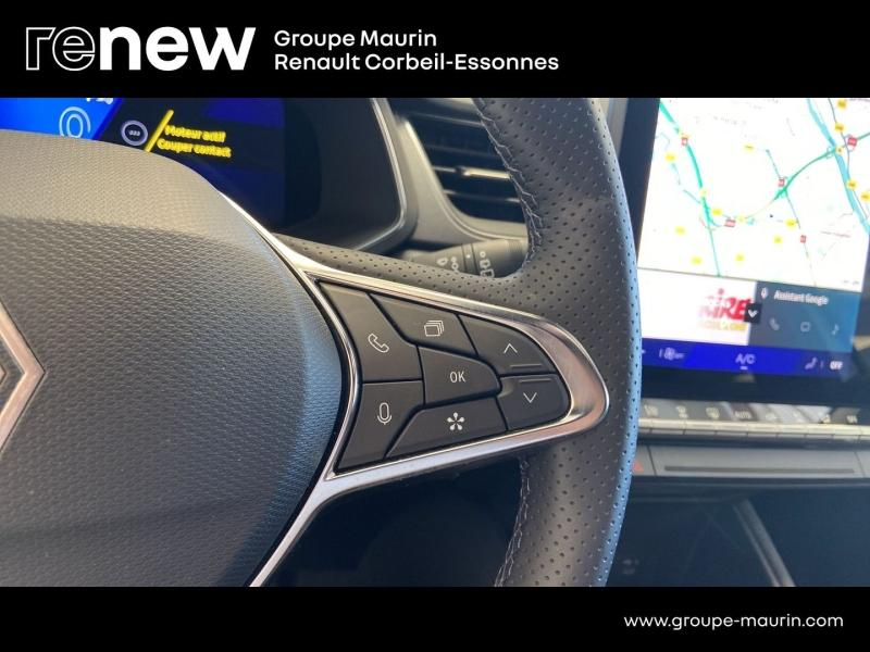 RENAULT  d’occasion à vendre à CORBEIL-ESSONNES chez GRAND GARAGE FERAY SAE (Photo 14)