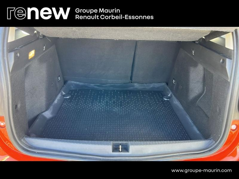 DACIA Duster d’occasion à vendre à CORBEIL-ESSONNES chez GRAND GARAGE FERAY SAE (Photo 10)