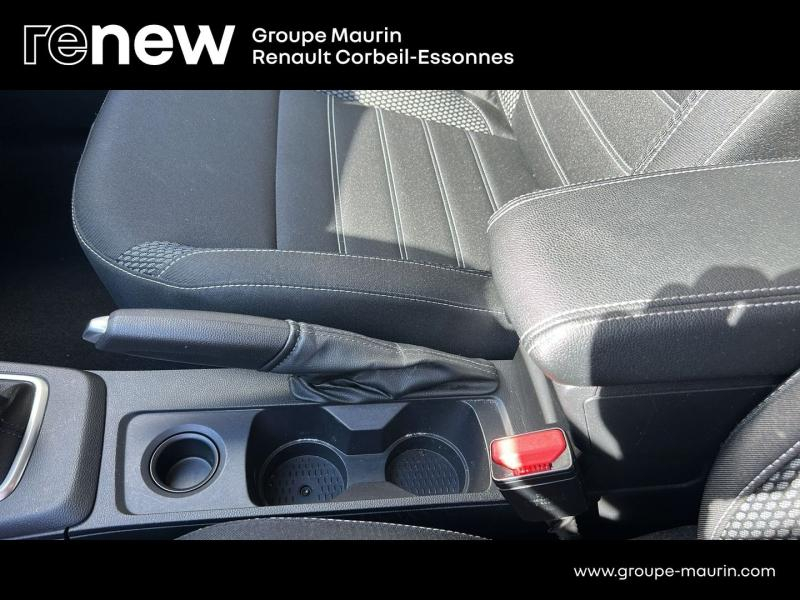 DACIA Duster d’occasion à vendre à CORBEIL-ESSONNES chez GRAND GARAGE FERAY SAE (Photo 20)