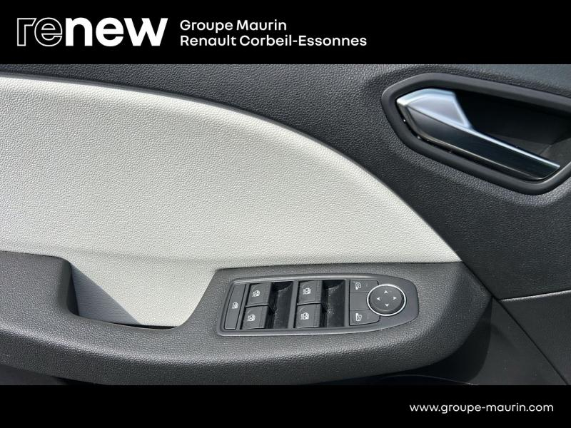 RENAULT Clio d’occasion à vendre à CORBEIL-ESSONNES chez GRAND GARAGE FERAY SAE (Photo 13)