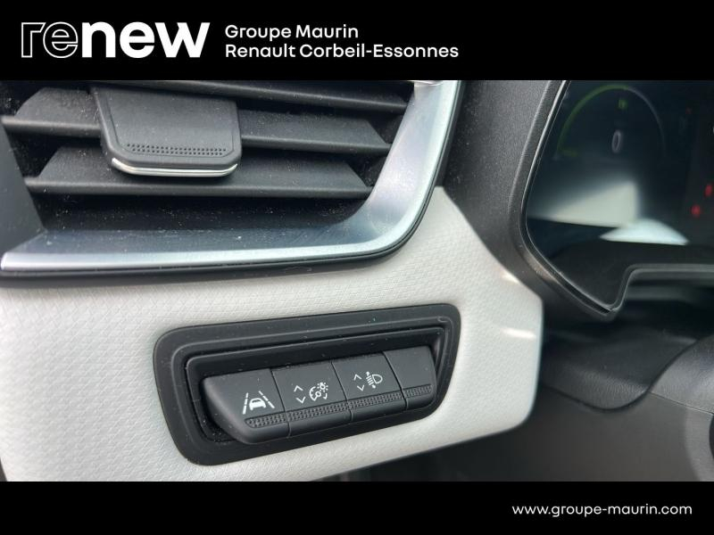 RENAULT Clio d’occasion à vendre à CORBEIL-ESSONNES chez GRAND GARAGE FERAY SAE (Photo 14)