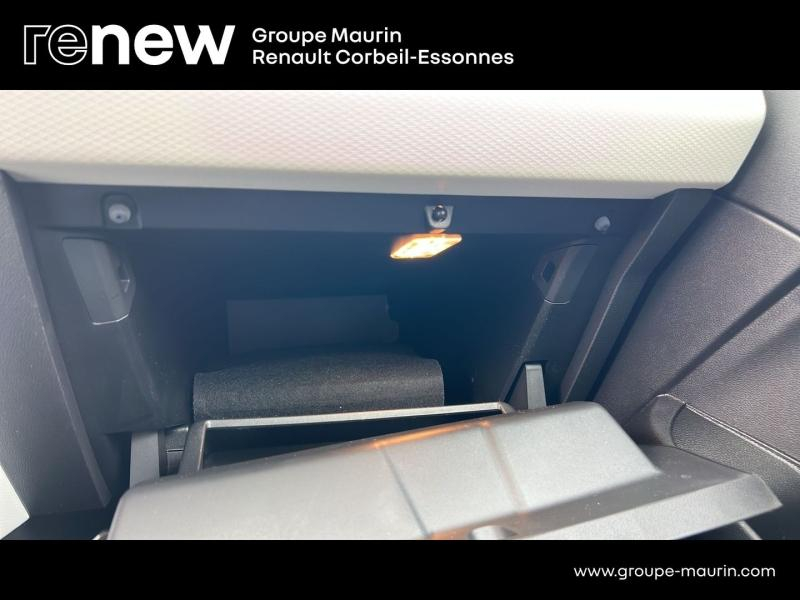 RENAULT Clio d’occasion à vendre à CORBEIL-ESSONNES chez GRAND GARAGE FERAY SAE (Photo 19)