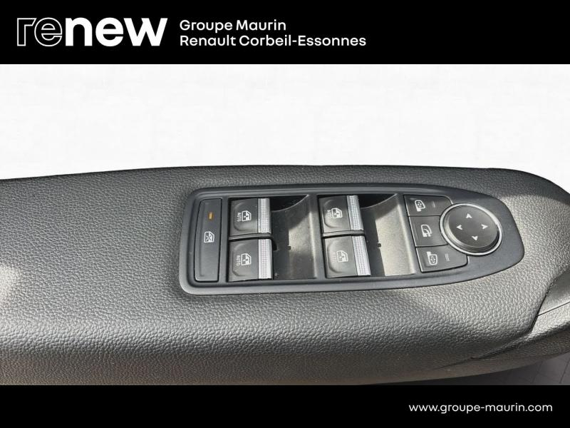 RENAULT  d’occasion à vendre à CORBEIL-ESSONNES chez GRAND GARAGE FERAY SAE (Photo 20)