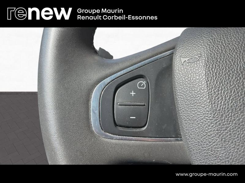 RENAULT Captur d’occasion à vendre à CORBEIL-ESSONNES chez GRAND GARAGE FERAY SAE (Photo 20)