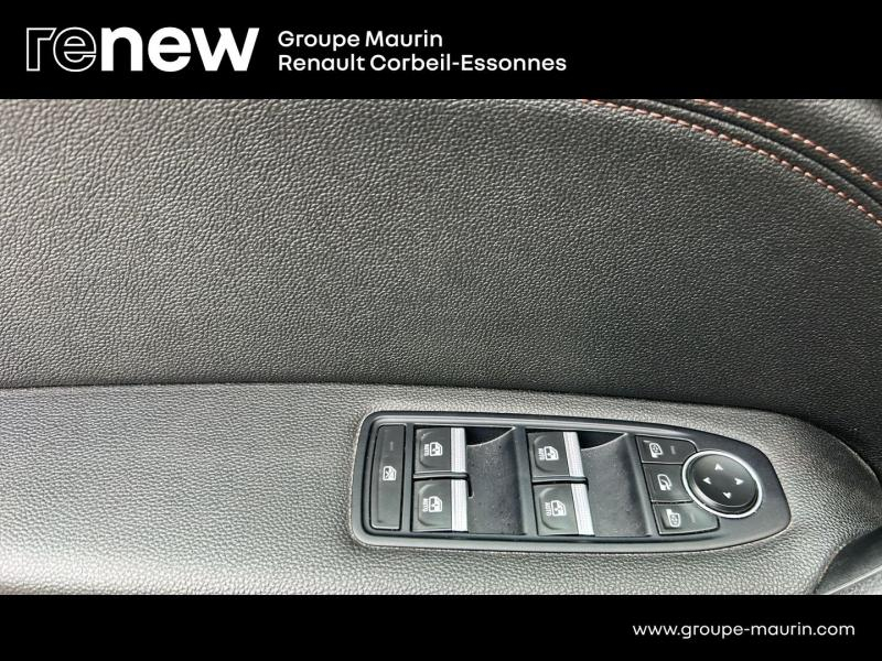 RENAULT Captur d’occasion à vendre à CORBEIL-ESSONNES chez GRAND GARAGE FERAY SAE (Photo 15)