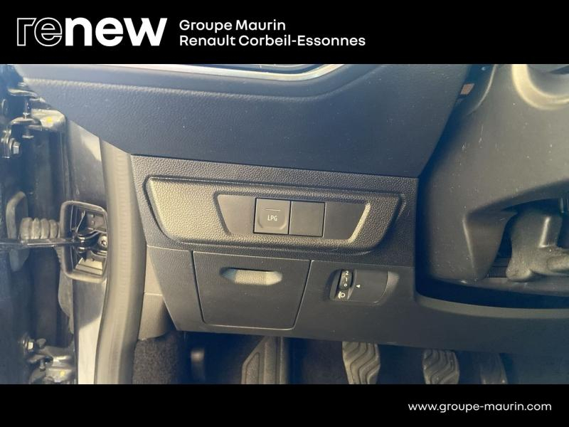 DACIA Sandero d’occasion à vendre à CORBEIL-ESSONNES chez GRAND GARAGE FERAY SAE (Photo 11)