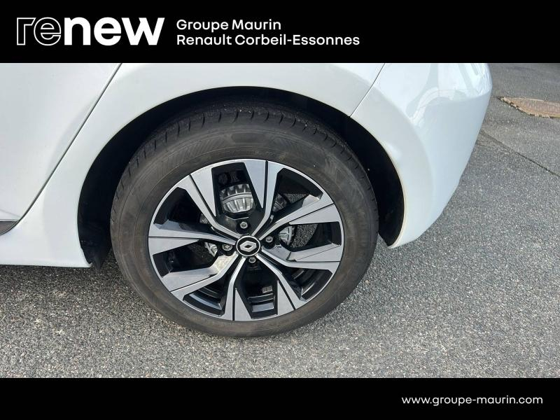 RENAULT Clio d’occasion à vendre à CORBEIL-ESSONNES chez GRAND GARAGE FERAY SAE (Photo 9)