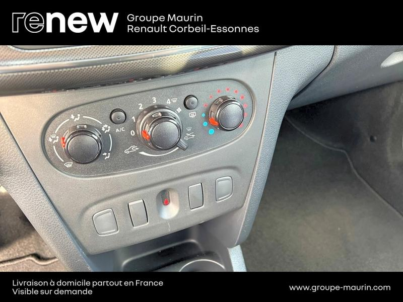 DACIA Sandero d’occasion à vendre à CORBEIL-ESSONNES chez GRAND GARAGE FERAY SAE (Photo 15)
