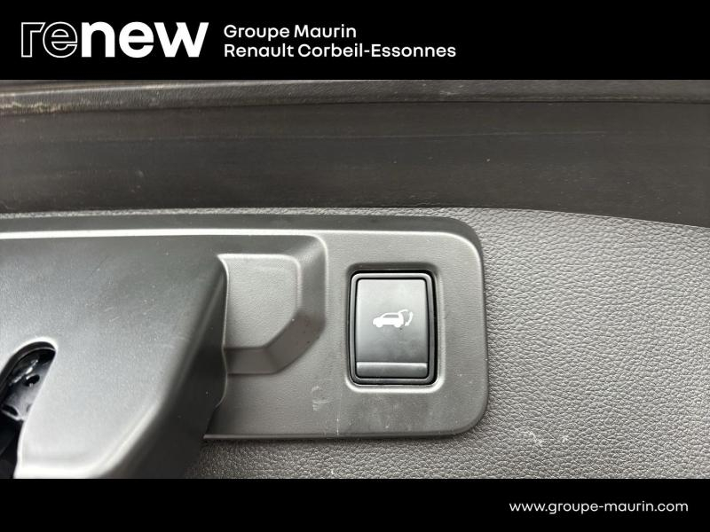 RENAULT  d’occasion à vendre à CORBEIL-ESSONNES chez GRAND GARAGE FERAY SAE (Photo 15)