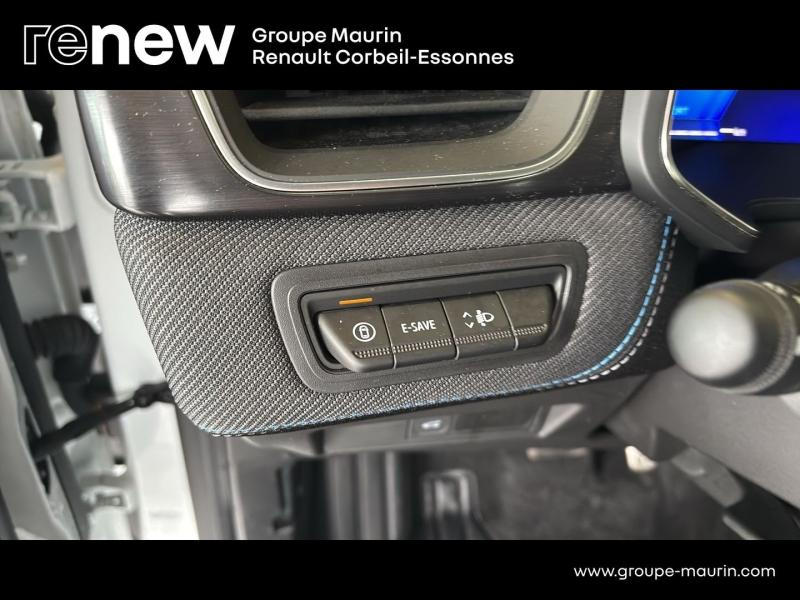 RENAULT  d’occasion à vendre à CORBEIL-ESSONNES chez GRAND GARAGE FERAY SAE (Photo 20)