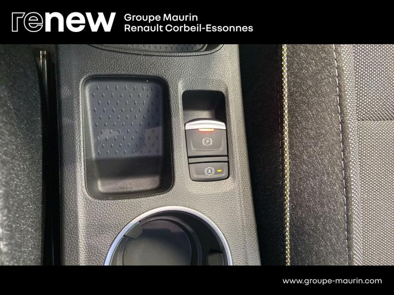 RENAULT  d’occasion à vendre à CORBEIL-ESSONNES chez GRAND GARAGE FERAY SAE (Photo 20)