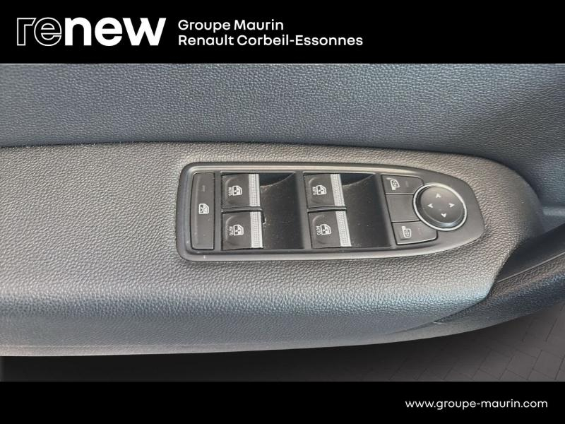 RENAULT Captur d’occasion à vendre à CORBEIL-ESSONNES chez GRAND GARAGE FERAY SAE (Photo 20)