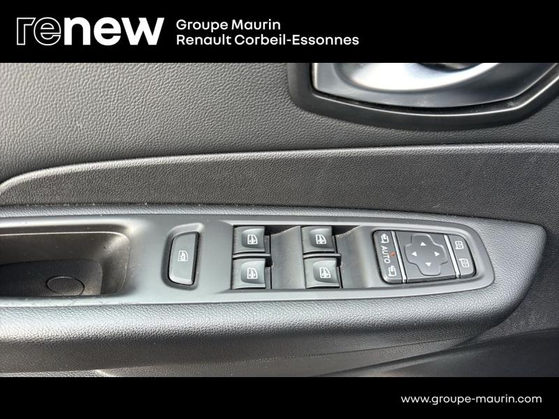 RENAULT Captur d’occasion à vendre à CORBEIL-ESSONNES chez GRAND GARAGE FERAY SAE (Photo 10)